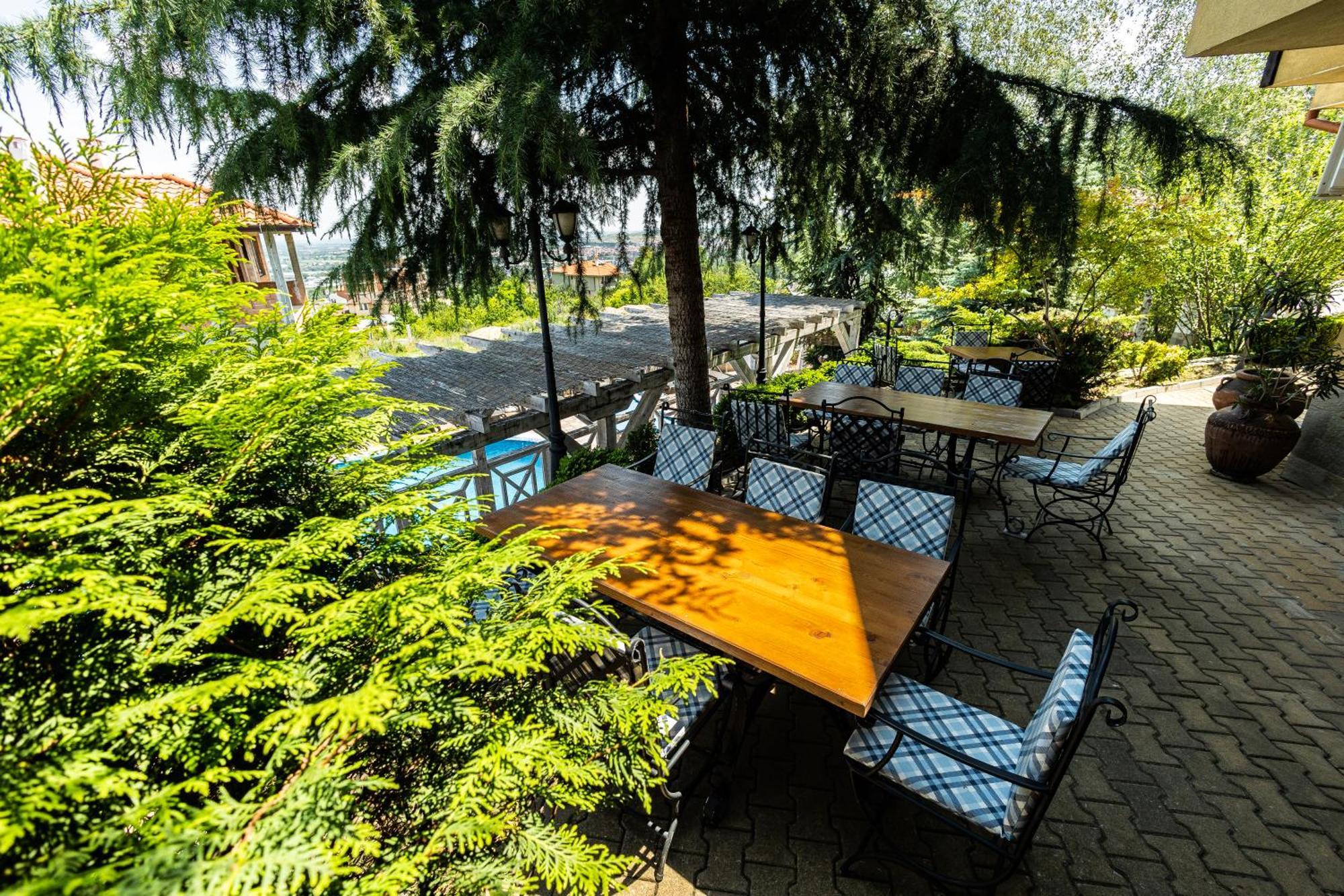 Chiflika Family Hotel 아세노브그라드 외부 사진